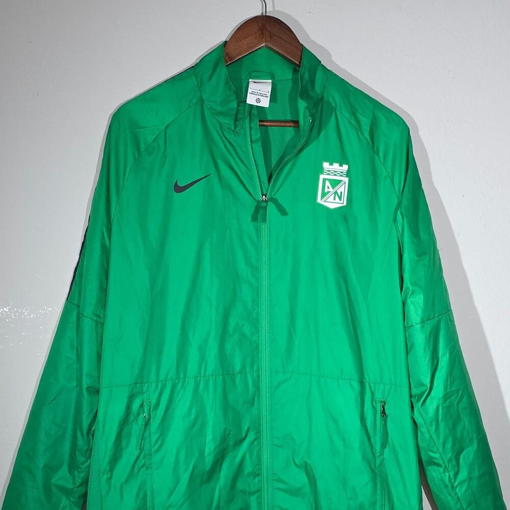 Nike Men's Green Jacket